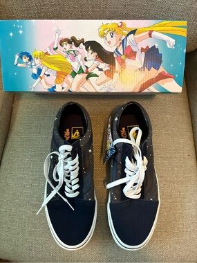 BNIB Sailor Moon x Vans Pretty Guardian Old Skool Parisian Night sneakers W9